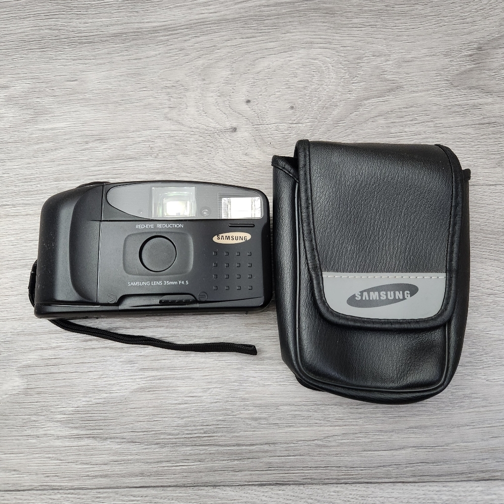 Vintage Samsung FF-222 Black Camera 35mm Point & Shoot Film Red Eye Reduction AA